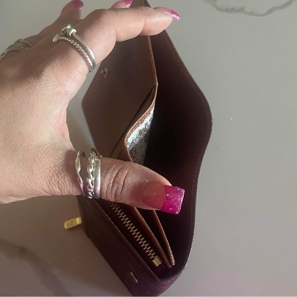 LV wallet - Picture 4 of 7